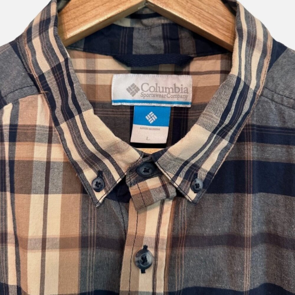 Columbia Men’s Large Taupe Navy Blue Plaid Long Sleeve Casual Button-Down Shirt - Picture 2 of 4